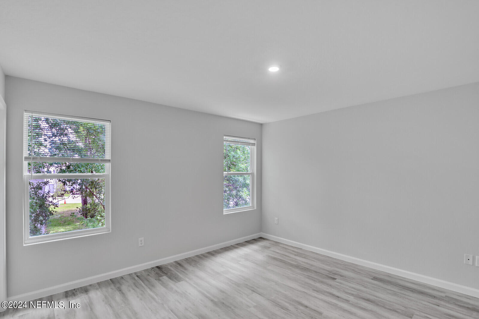 6644 Talking Tree Court Jacksonville, FL 32205 - Photo 12 of 22 Primary Bedroom