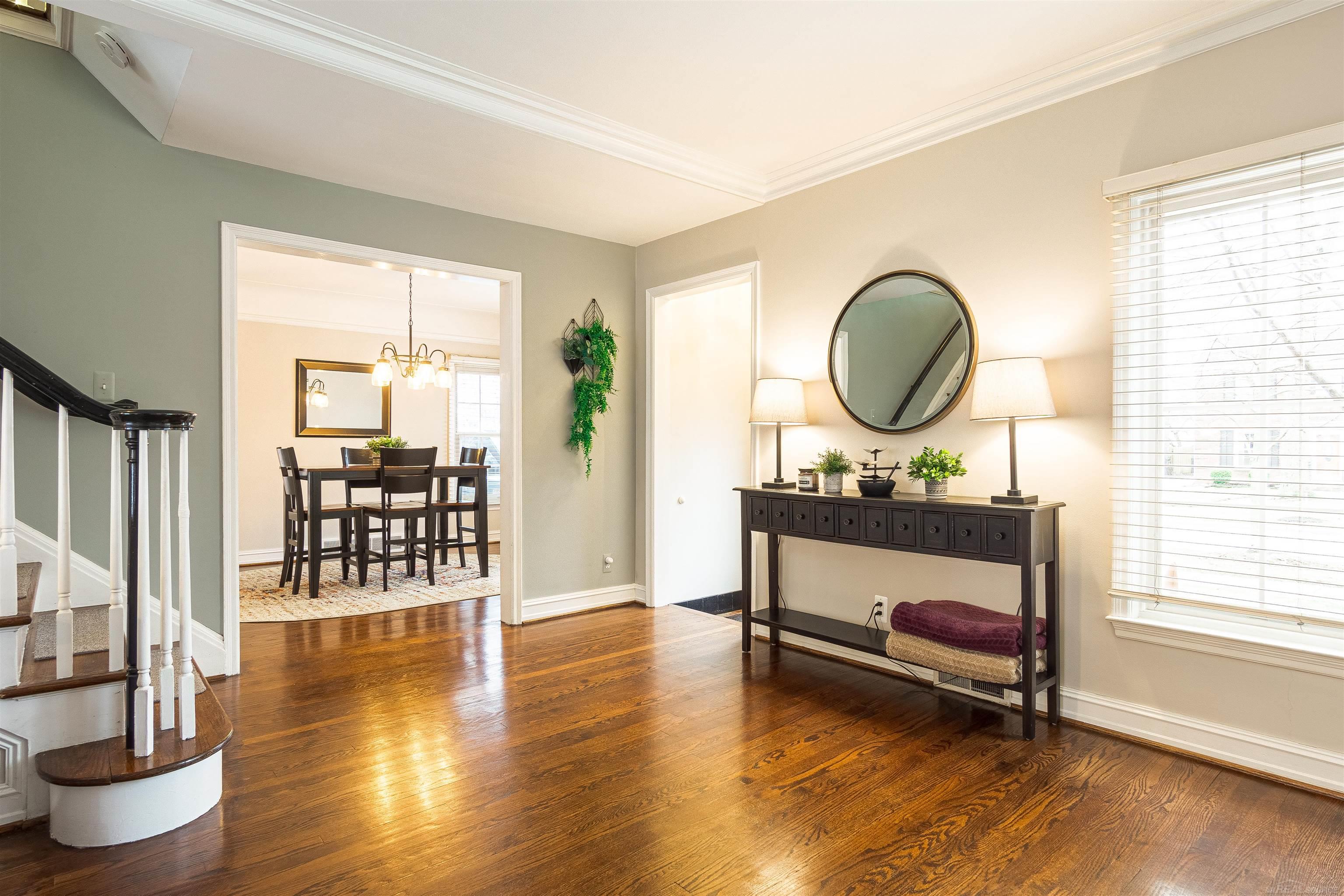 1644 Severn Road Grosse Pointe Woods, MI 48236 - Photo 17 of 45