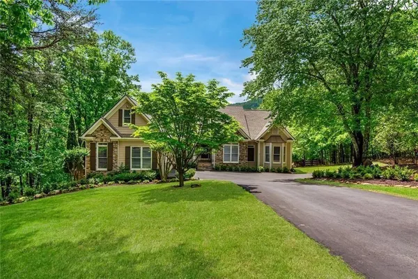 $850,000 | 77 Tally Cv Road, Jasper, GA 30143
