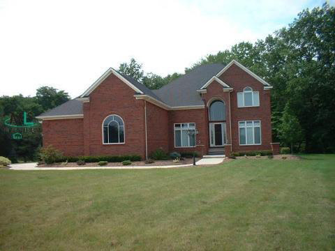 68401 Romeo Plank Road Ray, MI 48096 - Photo 1 of 7 853118.JPG