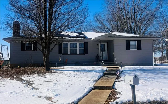 $240,000 | 3406 South Stewart Avenue, Sedalia, MO 65301