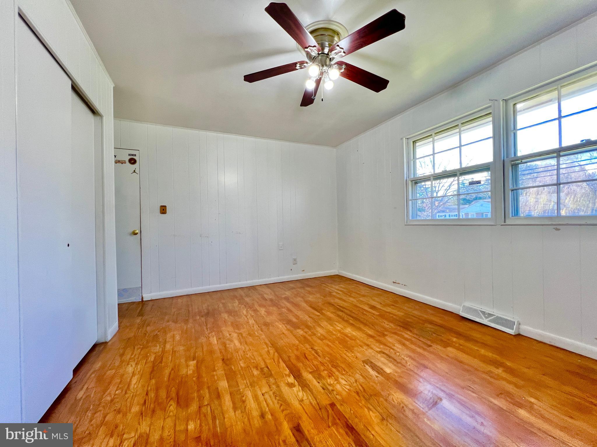 1327 South Spring Road Vineland, NJ 08361 - Photo 23 of 29 Bedroom 3