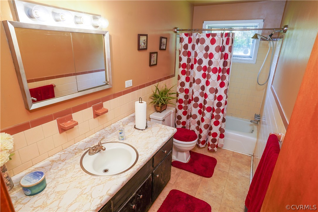6417 Holborn Road Richmond, VA 23224 - Photo 11 of 18