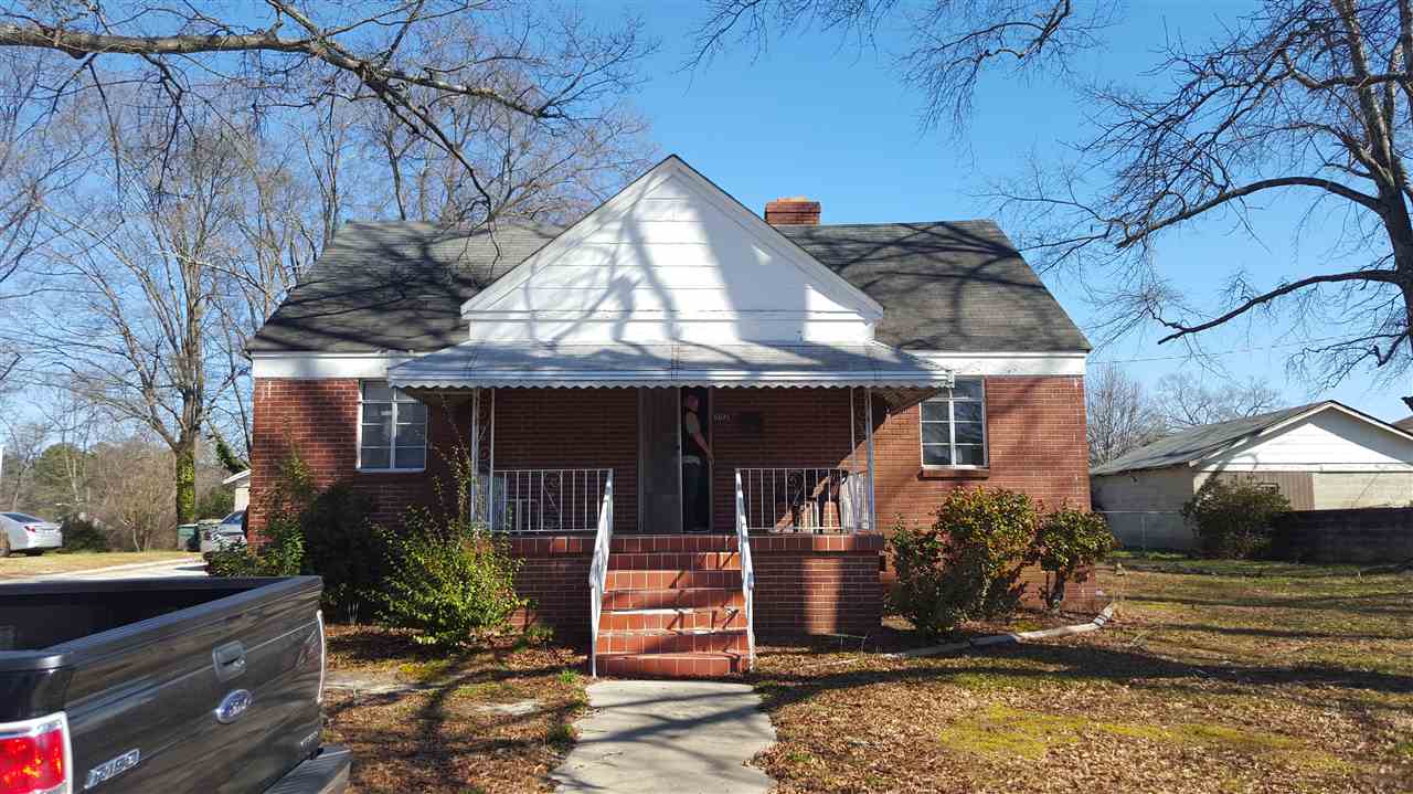 502 Elizabeth Street Clinton, SC 29325 - Photo 1 of 7 Gallery Image 1
