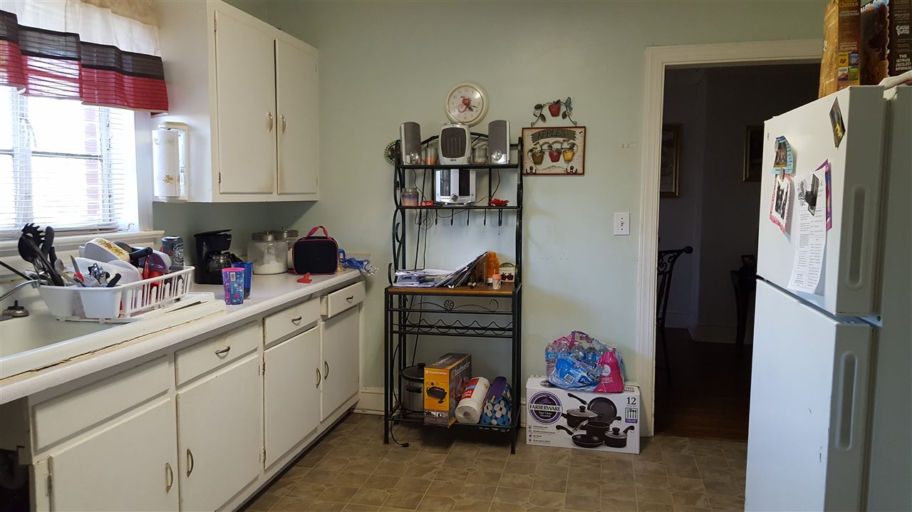 502 Elizabeth Street Clinton, SC 29325 - Photo 4 of 7 Gallery Image 4