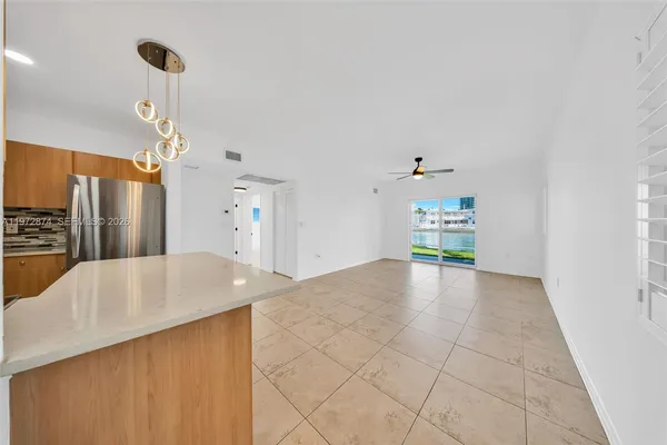 $2,845 | 6905 Bay Drive, Unit 16, Miami Beach, FL 33141