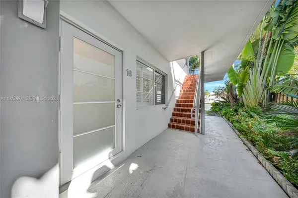 $2,845 | 6905 Bay Drive, Unit 16, Miami Beach, FL 33141