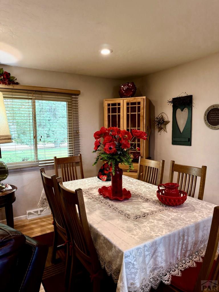 2209 Hillside Road Pueblo, CO 81006 - Photo 8 of 54