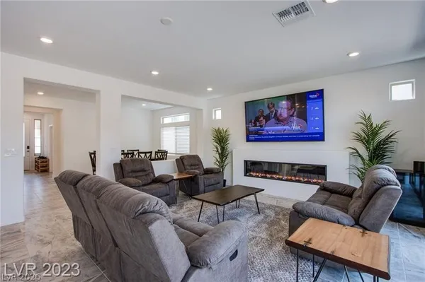 $5,500 | 8307 Red Lily Street, Las Vegas, NV 89113