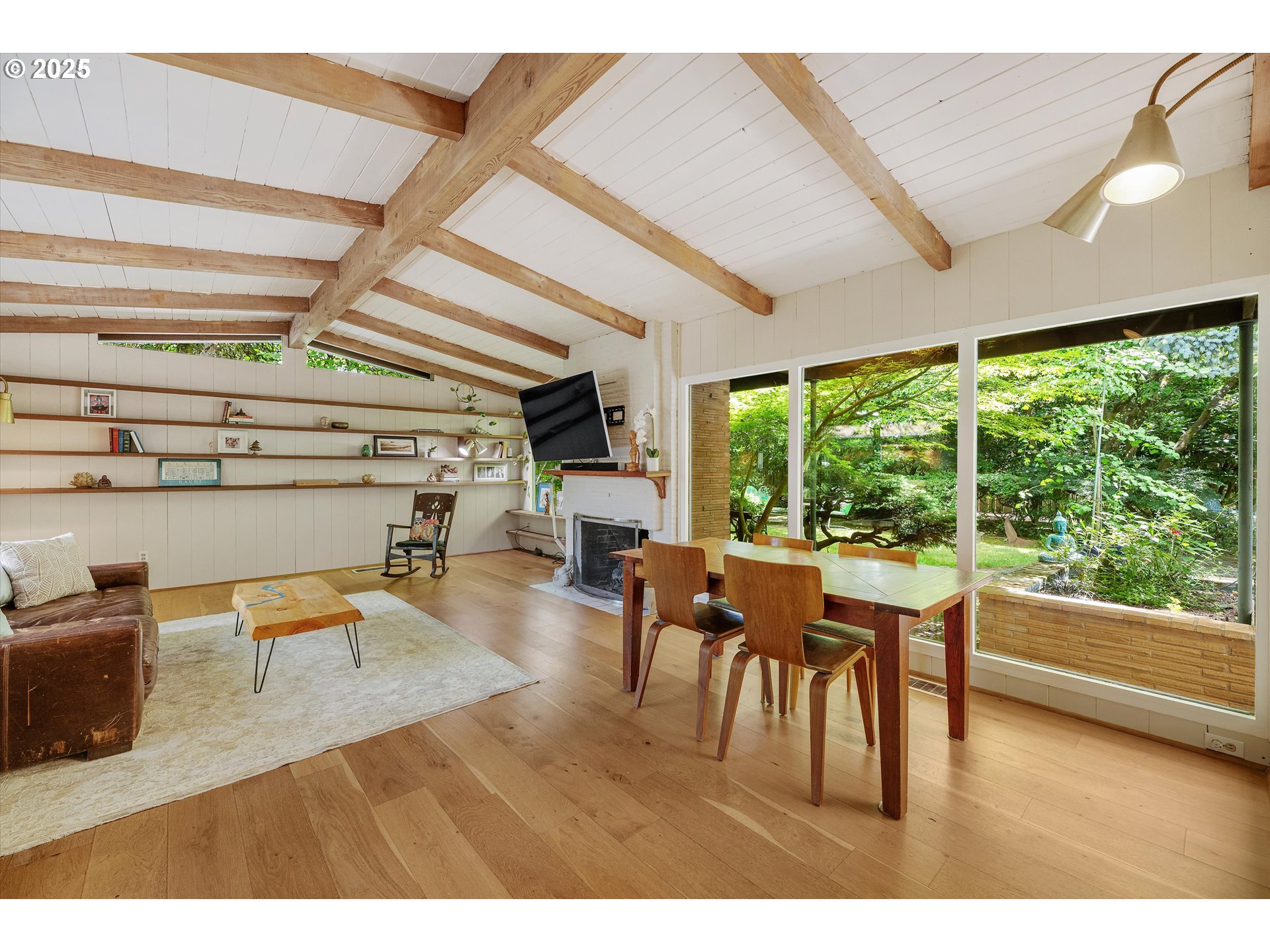 7420 Southwest Pointer Road Portland, OR 97225 - Photo 10 of 46 Gallery Image 10