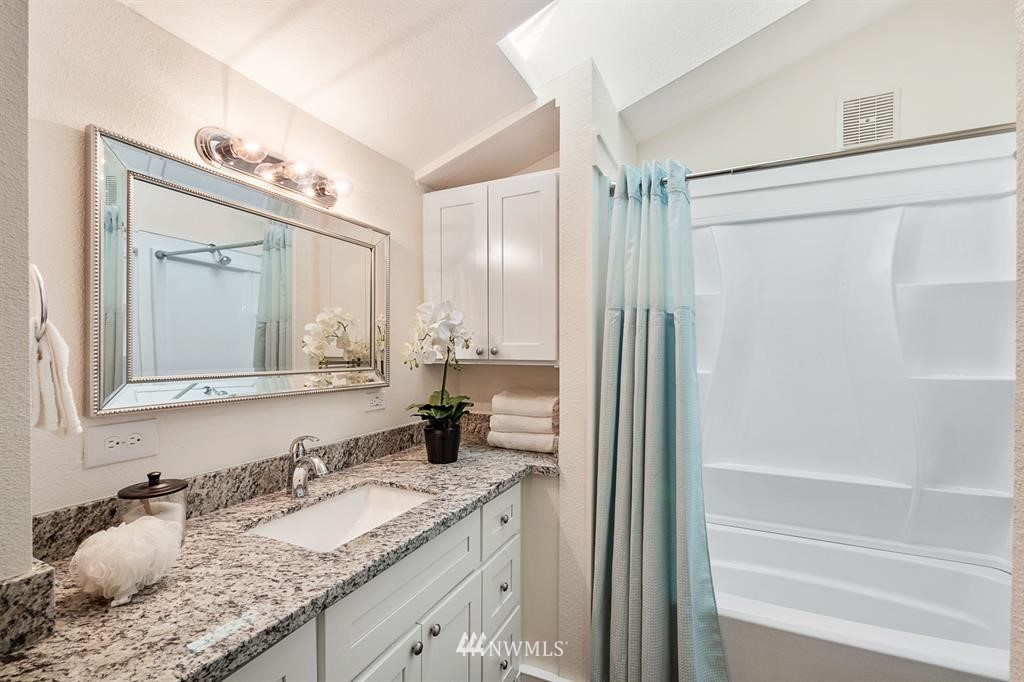 10 Northwest Riddell Road Bremerton, WA 98311 - Photo 14 of 21 Gallery Image 14