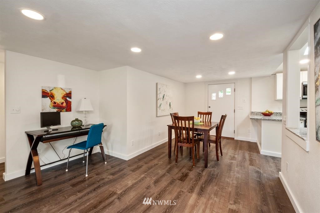 10 Northwest Riddell Road Bremerton, WA 98311 - Photo 8 of 21 Gallery Image 8