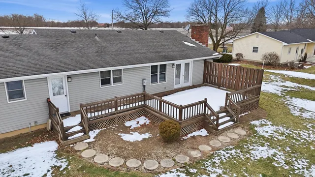 $324,900 | 2424 North Berthaud Road, New Haven, IN 46774