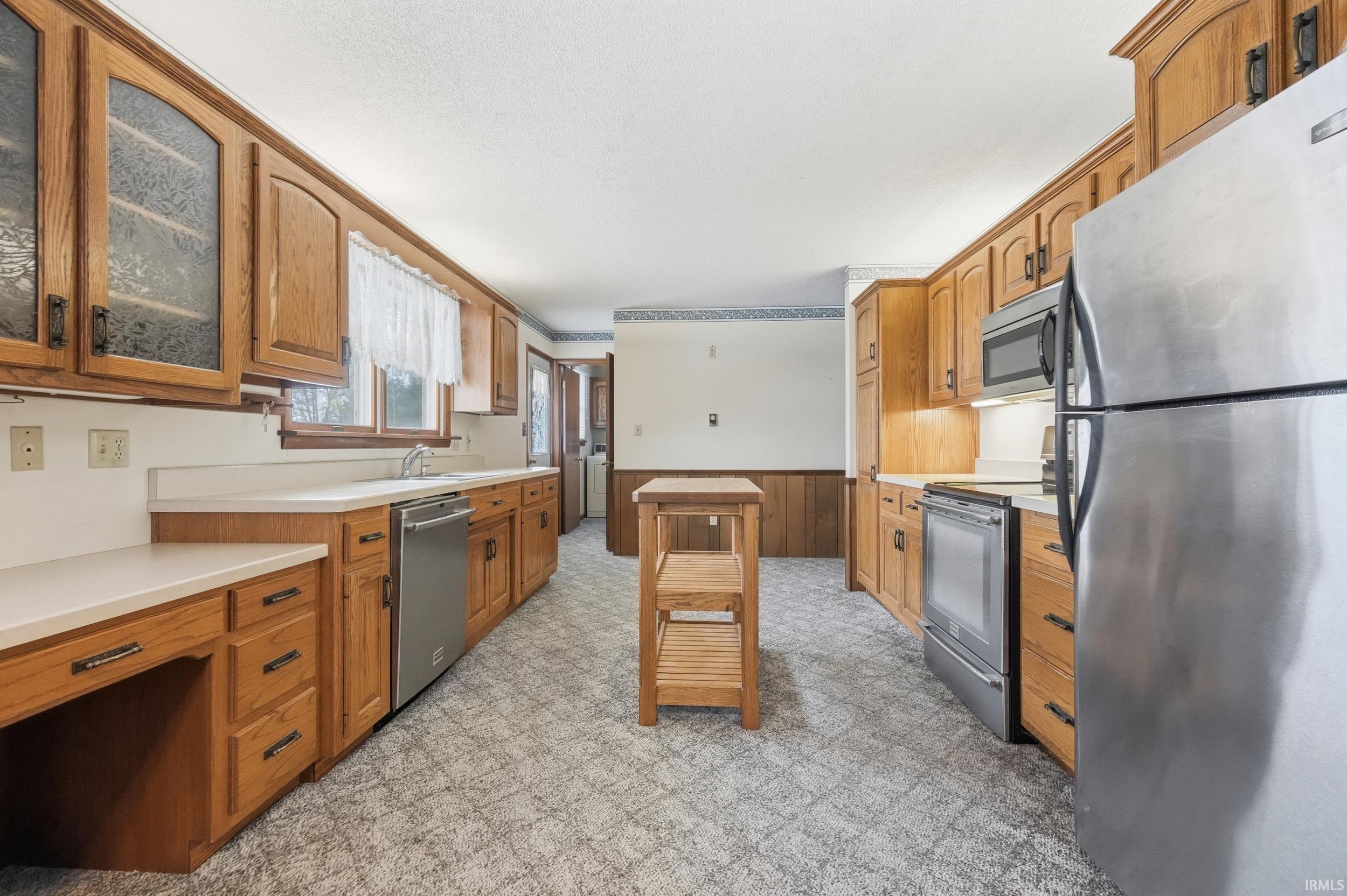 2424 North Berthaud Road New Haven, IN 46774 - Photo 8 of 36