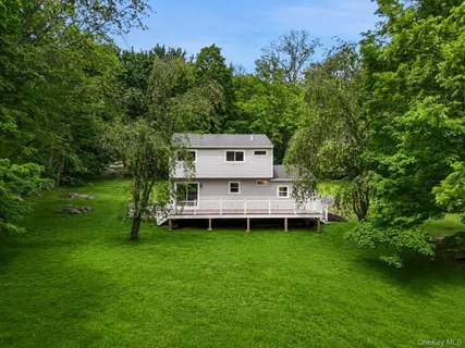 $675,000 | 276 Agor Lane, Mahopac, NY 10541