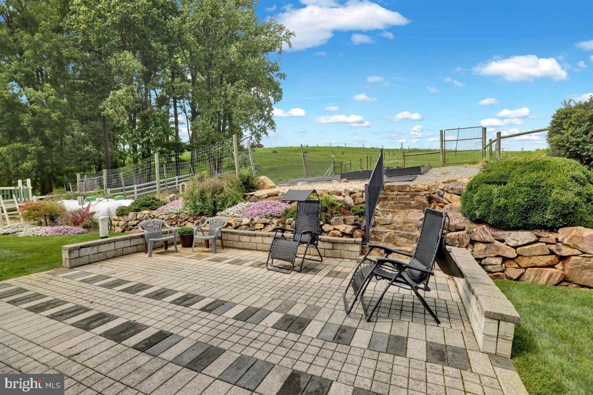 942 Valley Road Quarryville, PA 17566 - Photo 8 of 70 Gallery Image 8