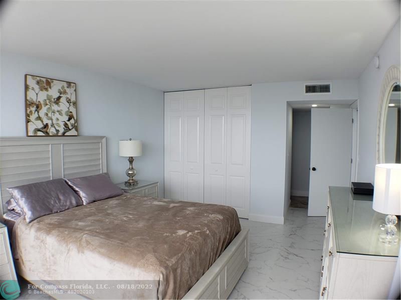 111 Briny Avenue, Unit 2502 Pompano Beach, FL 33062 - Photo 17 of 34