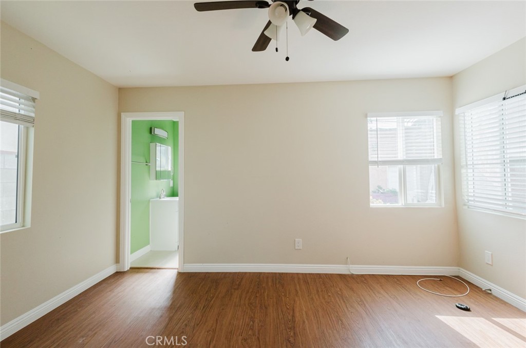 2226 Hauser Boulevard Los Angeles, CA 90016 - Photo 31 of 44