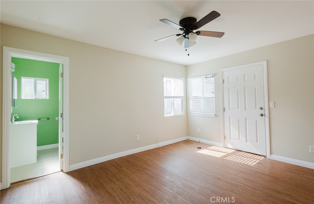 2226 Hauser Boulevard Los Angeles, CA 90016 - Photo 32 of 44