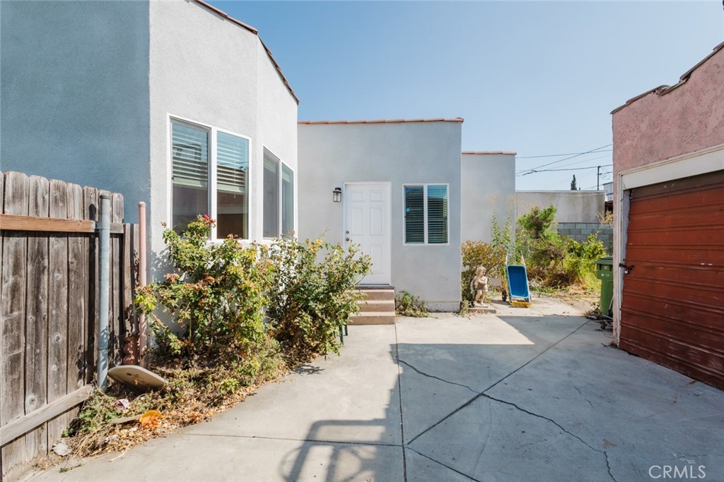 2226 Hauser Boulevard Los Angeles, CA 90016 - Photo 44 of 44