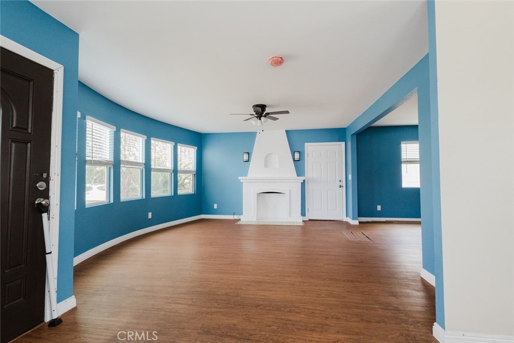 2226 Hauser Boulevard Los Angeles, CA 90016 - Photo 10 of 44