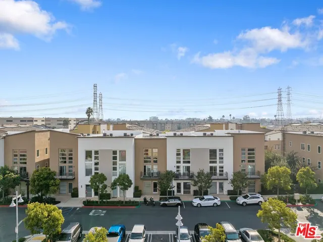 $4,000 | 1558 West Artesia Square, Unit C, Gardena, CA 90248