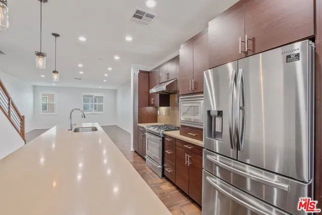 $4,000 | 1558 West Artesia Square, Unit C, Gardena, CA 90248