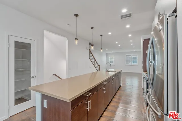 $4,000 | 1558 West Artesia Square, Unit C, Gardena, CA 90248