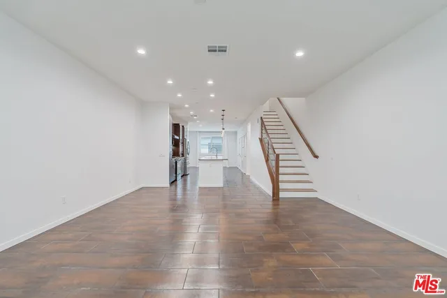 $4,000 | 1558 West Artesia Square, Unit C, Gardena, CA 90248