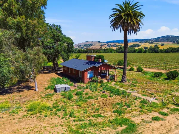 $1,768,000 | 3115 Leavesley Road, Gilroy, CA 95020