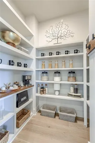 $1,322,057 | 13749 Pembroke Lane, Leawood, KS 66224