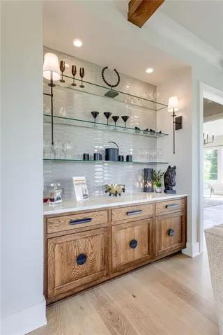 $1,322,057 | 13749 Pembroke Lane, Leawood, KS 66224