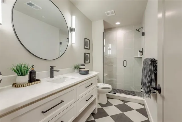 $1,322,057 | 13749 Pembroke Lane, Leawood, KS 66224