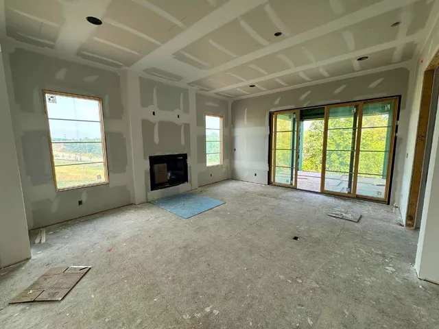 $1,322,057 | 13749 Pembroke Lane, Leawood, KS 66224