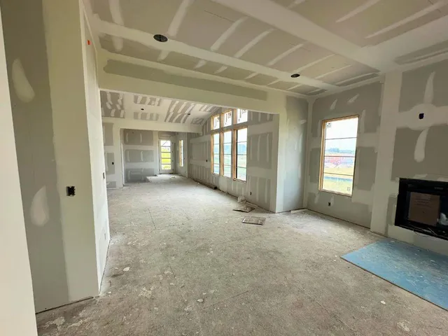 $1,322,057 | 13749 Pembroke Lane, Leawood, KS 66224