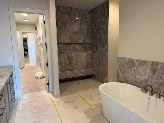 $1,322,057 | 13749 Pembroke Lane, Leawood, KS 66224