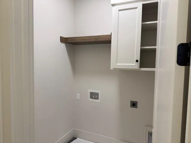 $1,322,057 | 13749 Pembroke Lane, Leawood, KS 66224