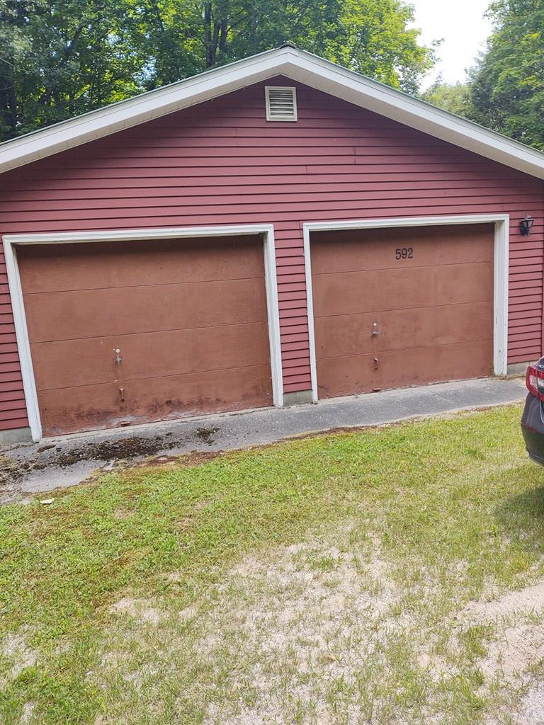 592 Lake Road Chateaugay, NY 12920 - Photo 3 of 41