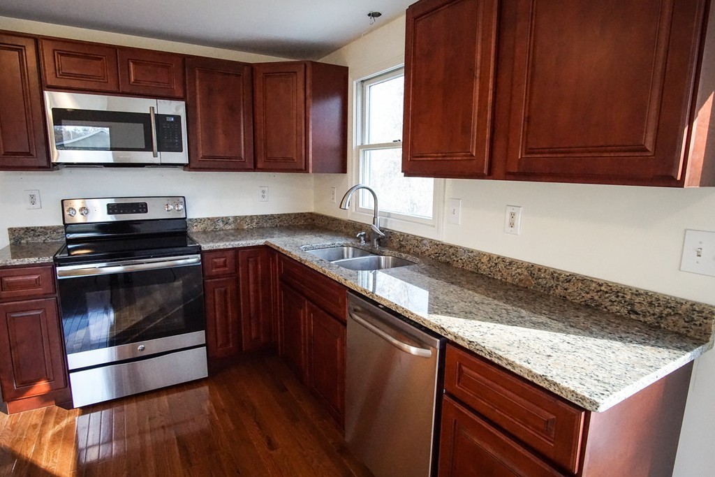 45 Flagg Swamp Road Freetown, MA 02717 - Photo 3 of 30 Gallery Image 3