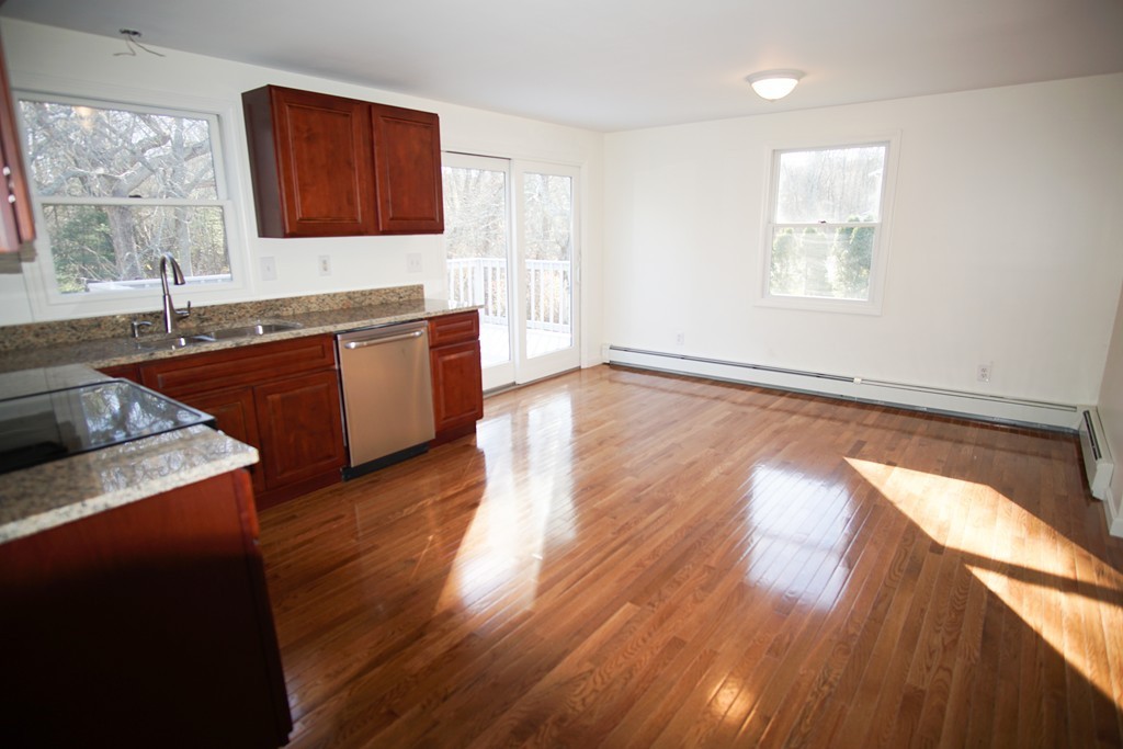 45 Flagg Swamp Road Freetown, MA 02717 - Photo 5 of 30 Gallery Image 5