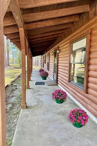 121 Calvin Street Anacoco, LA 71403 - Photo 2 of 32