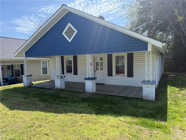 $110,000 | 213 West Decatur Street, Madison, NC 27025