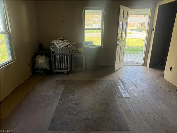 $110,000 | 213 West Decatur Street, Madison, NC 27025