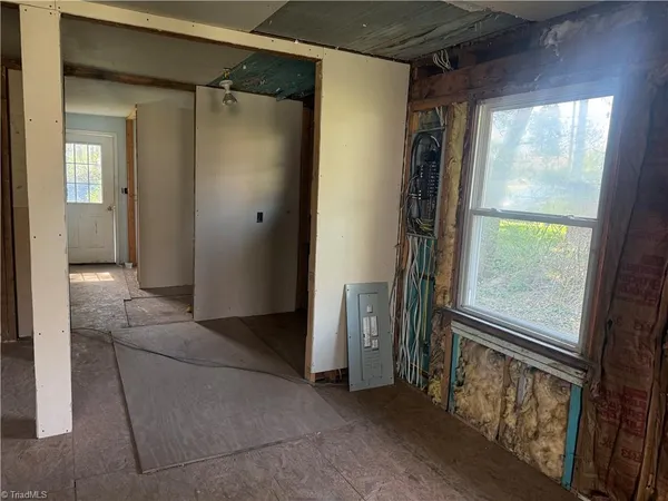 $110,000 | 213 West Decatur Street, Madison, NC 27025