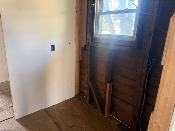 $110,000 | 213 West Decatur Street, Madison, NC 27025