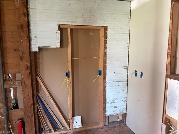 $110,000 | 213 West Decatur Street, Madison, NC 27025