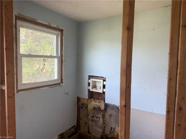 $110,000 | 213 West Decatur Street, Madison, NC 27025