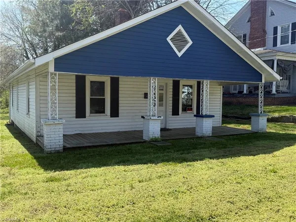 $110,000 | 213 West Decatur Street, Madison, NC 27025