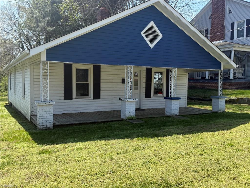 213 West Decatur Street Madison, NC 27025 - Photo 3 of 24