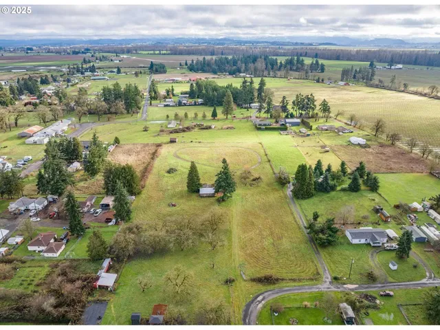 a view of a lake with houses